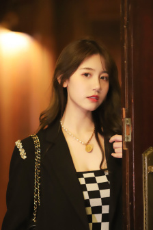 爱川美里菜